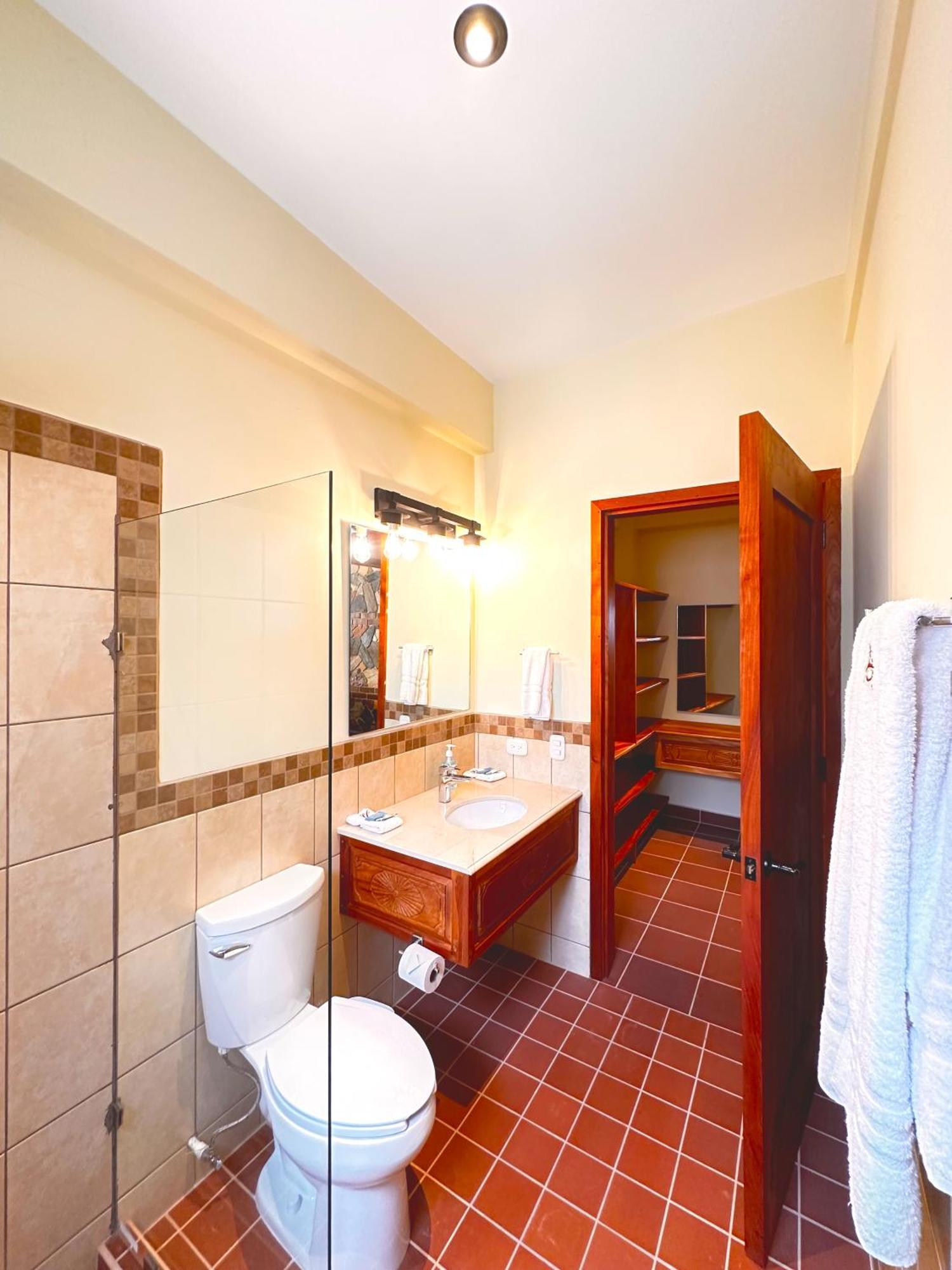 Hotel Jotam Panajachel Buitenkant foto