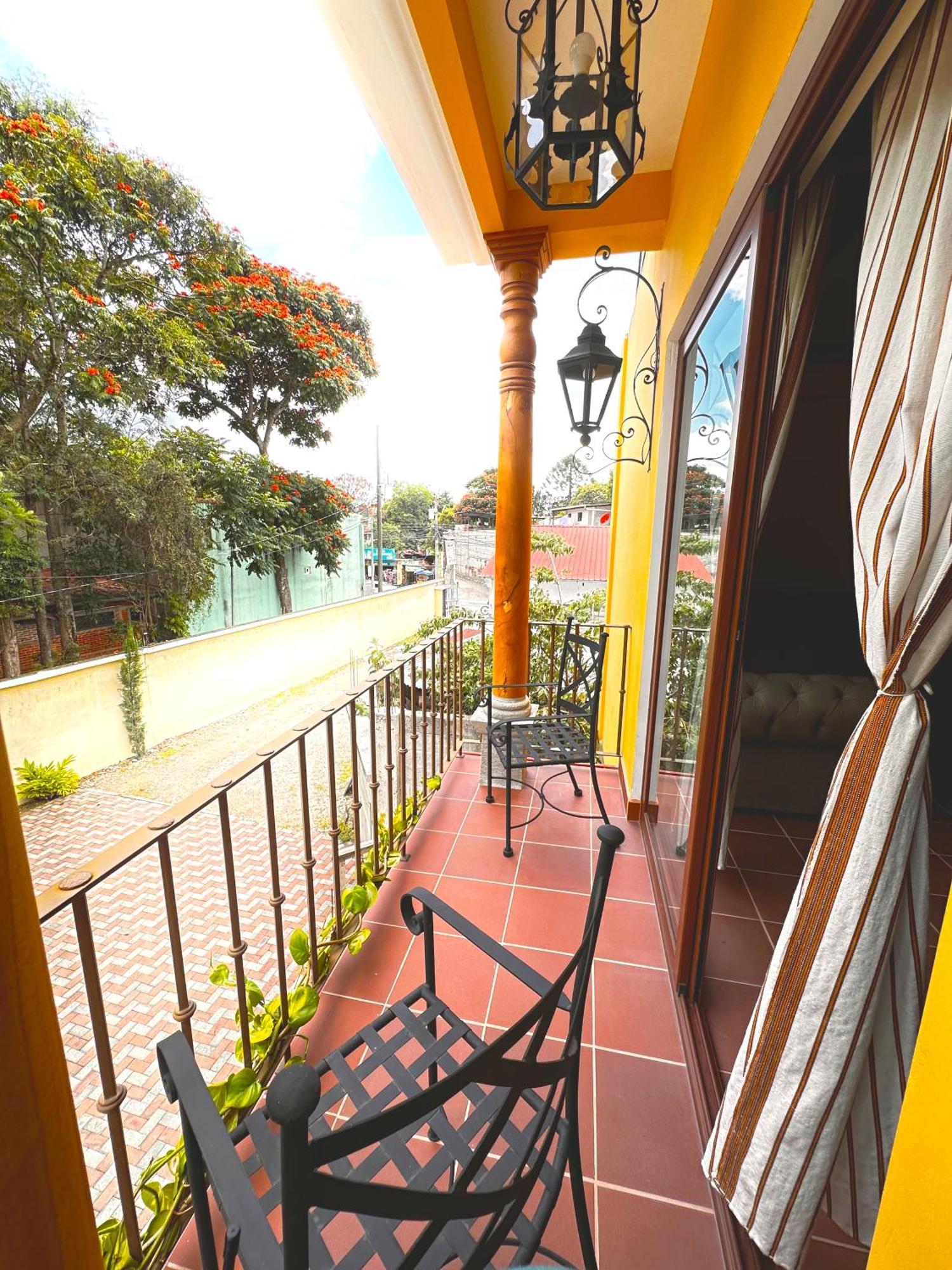 Hotel Jotam Panajachel Buitenkant foto