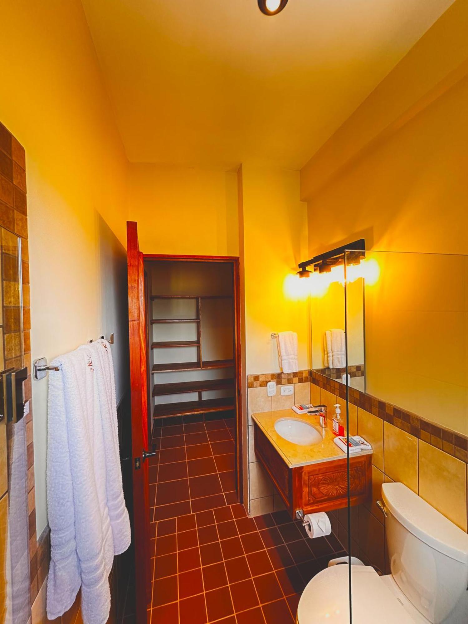 Hotel Jotam Panajachel Buitenkant foto