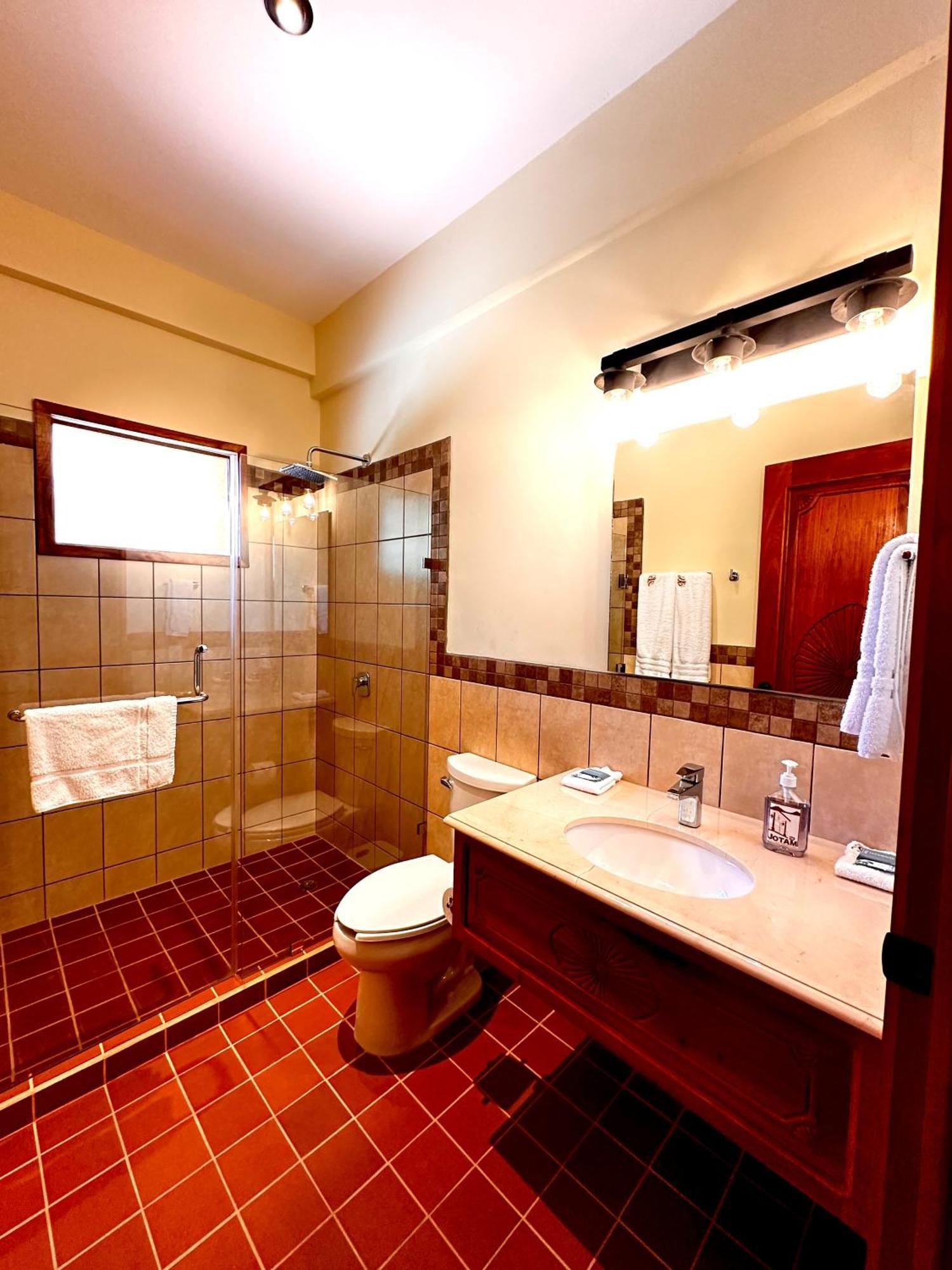 Hotel Jotam Panajachel Buitenkant foto