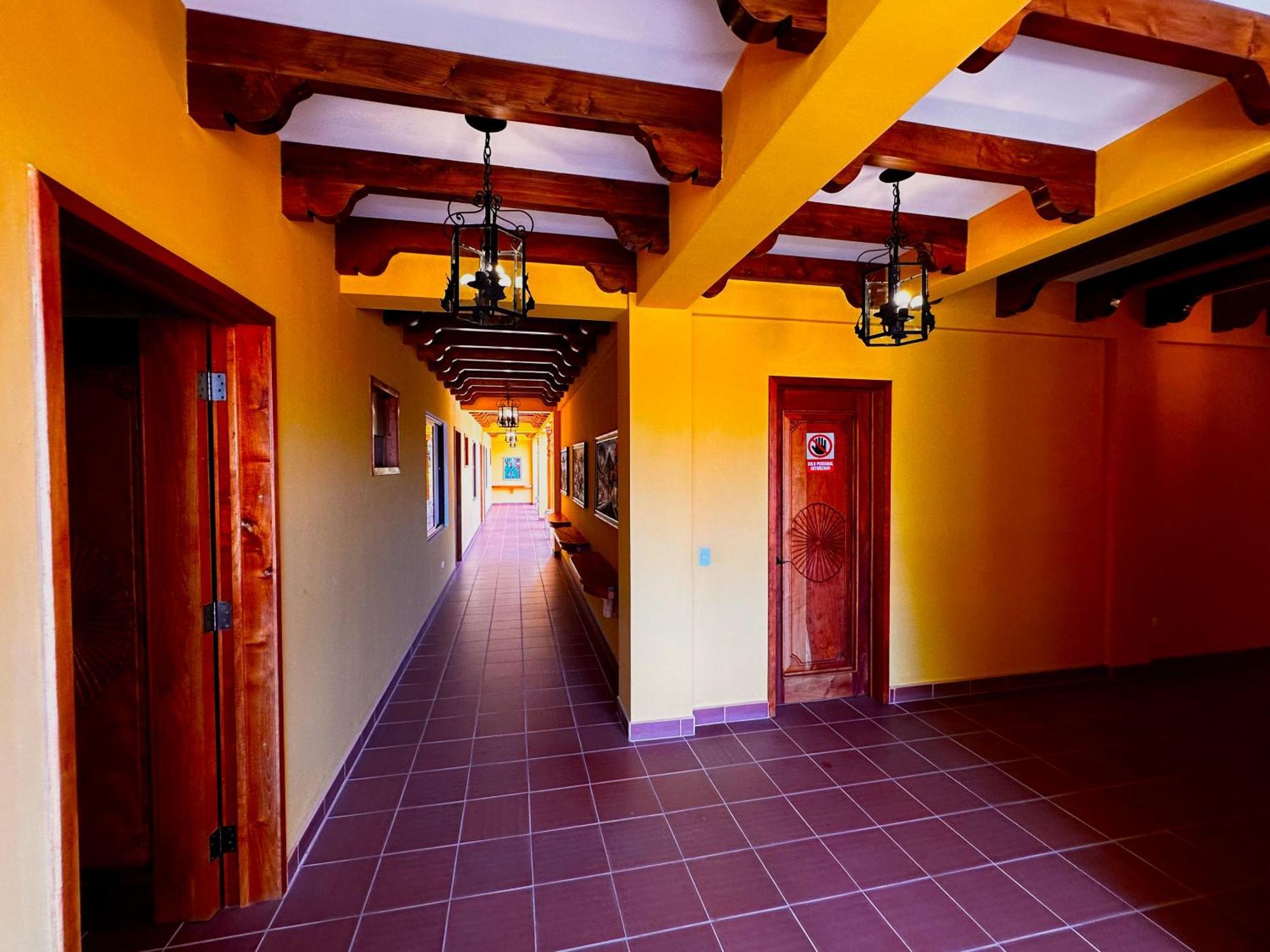 Hotel Jotam Panajachel Buitenkant foto